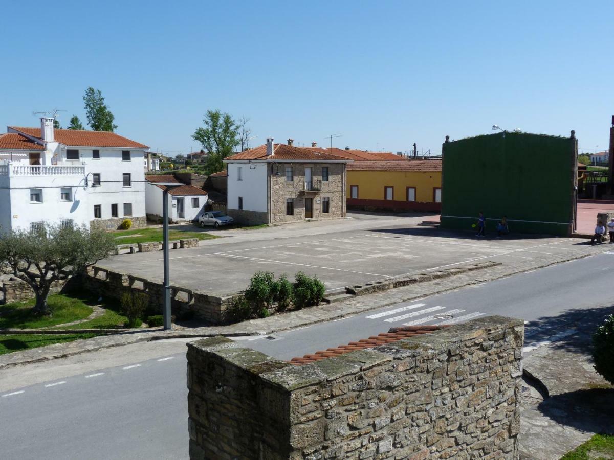Casa Rural La Fuente Trabanca Exterior foto